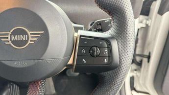 MINI Cooper SE Sport