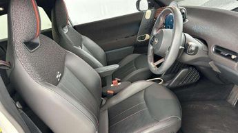 MINI Cooper SE Sport