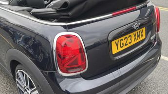 MINI Convertible Cooper Exclusive