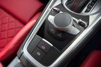 Audi TT TTS Black Edition