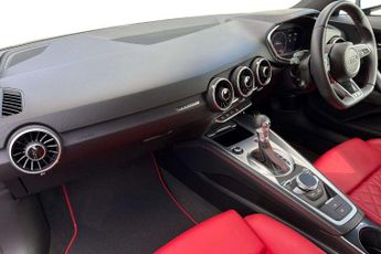 Audi TT TTS Black Edition