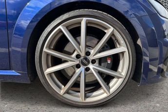 Audi TT TTS Black Edition