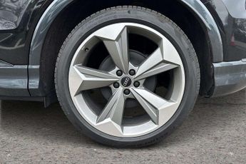 Audi Q4 Black Edition