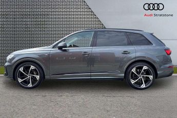 Audi Q7 Black Edition