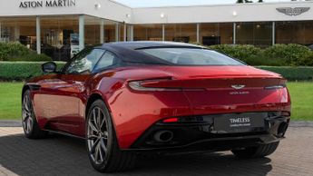 Aston Martin DB11 