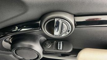 MINI Hatchback Cooper Exclusive