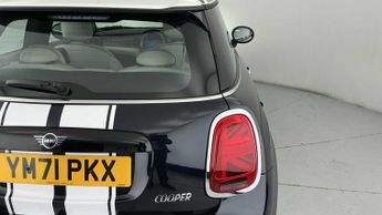 MINI Hatchback Cooper Exclusive
