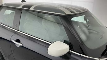 MINI Hatchback Cooper Exclusive