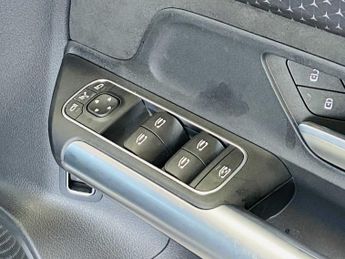 Mercedes-Benz EQA AMG Line