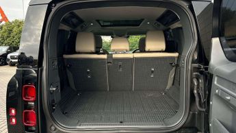 Land Rover Defender S
