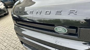 Land Rover Defender S