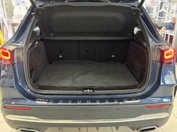 Mercedes-Benz GLA AMG Line