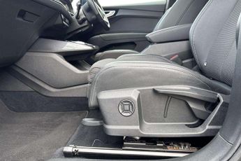 Audi Q4 S Line