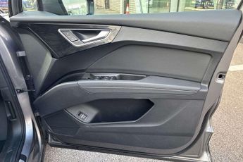 Audi Q4 S Line