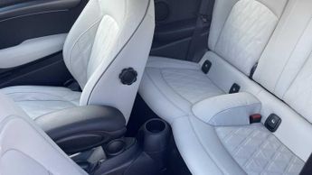 MINI Hatchback Cooper Exclusive