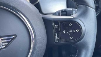 MINI Hatchback Cooper Exclusive