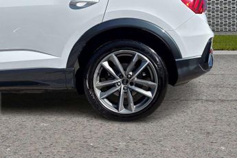 Audi Q3 Black Edition