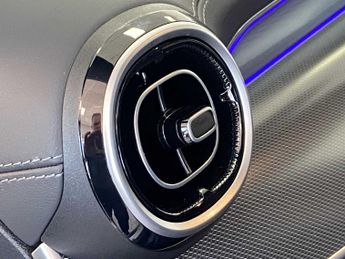 Mercedes-Benz GLC Urban Edition