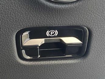 Mercedes-Benz GLC Urban Edition