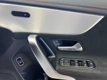 Mercedes-Benz Cla AMG Line