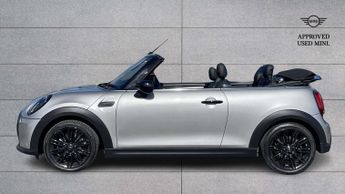 MINI Convertible Cooper Exclusive