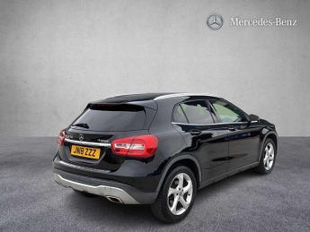 Mercedes-Benz GLA Sport