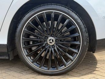 Mercedes-Benz EQE AMG Line