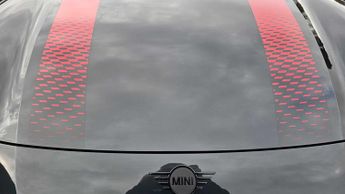 MINI Cooper John Cooper Works