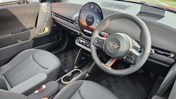 MINI Cooper John Cooper Works