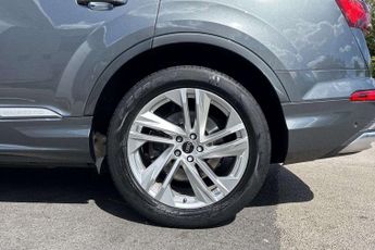 Audi Q7 Black Edition
