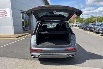 Audi Q7 Black Edition