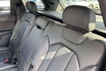 Audi Q7 Black Edition