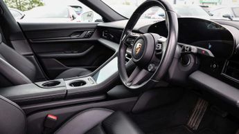 Porsche Taycan Saloon 