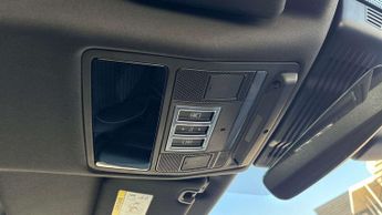 Land Rover Discovery R-Dynamic HSE