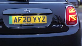 MINI Hatchback Cooper S Level 3