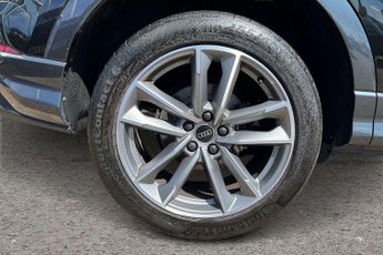 Audi Q3 Black Edition