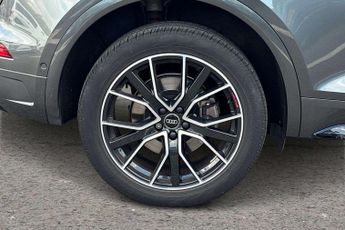 Audi Q5 Black Edition