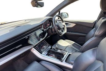 Audi Q7 S Line