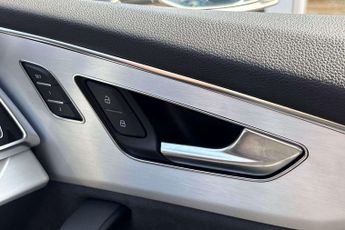 Audi Q7 S Line