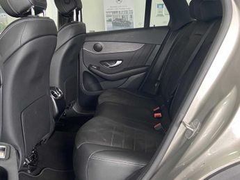 Mercedes-Benz GLC AMG Line