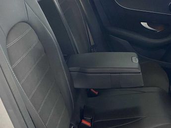 Mercedes-Benz GLC AMG Line