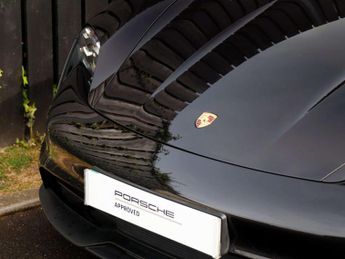 Porsche Taycan 