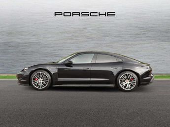 Porsche Taycan 