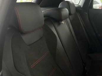 Mercedes-Benz GLA AMG Line