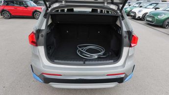 BMW Ix1 xLine