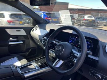 Mercedes-Benz EQA AMG Line
