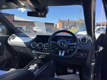 Mercedes-Benz EQA AMG Line