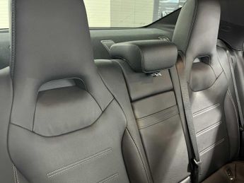 Mercedes-Benz Cla AMG Line