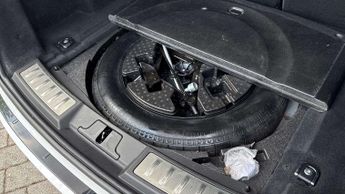 Land Rover Range Rover Evoque R-Dynamic SE