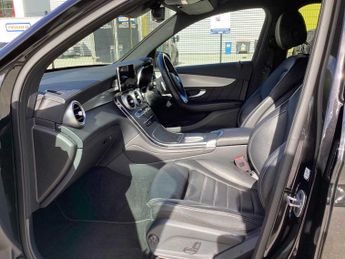 Mercedes-Benz GLC AMG Line